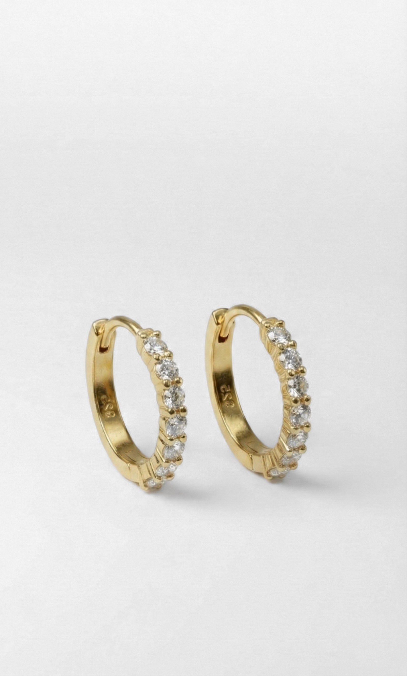 Moissaniet oorbellen | hoops | goud