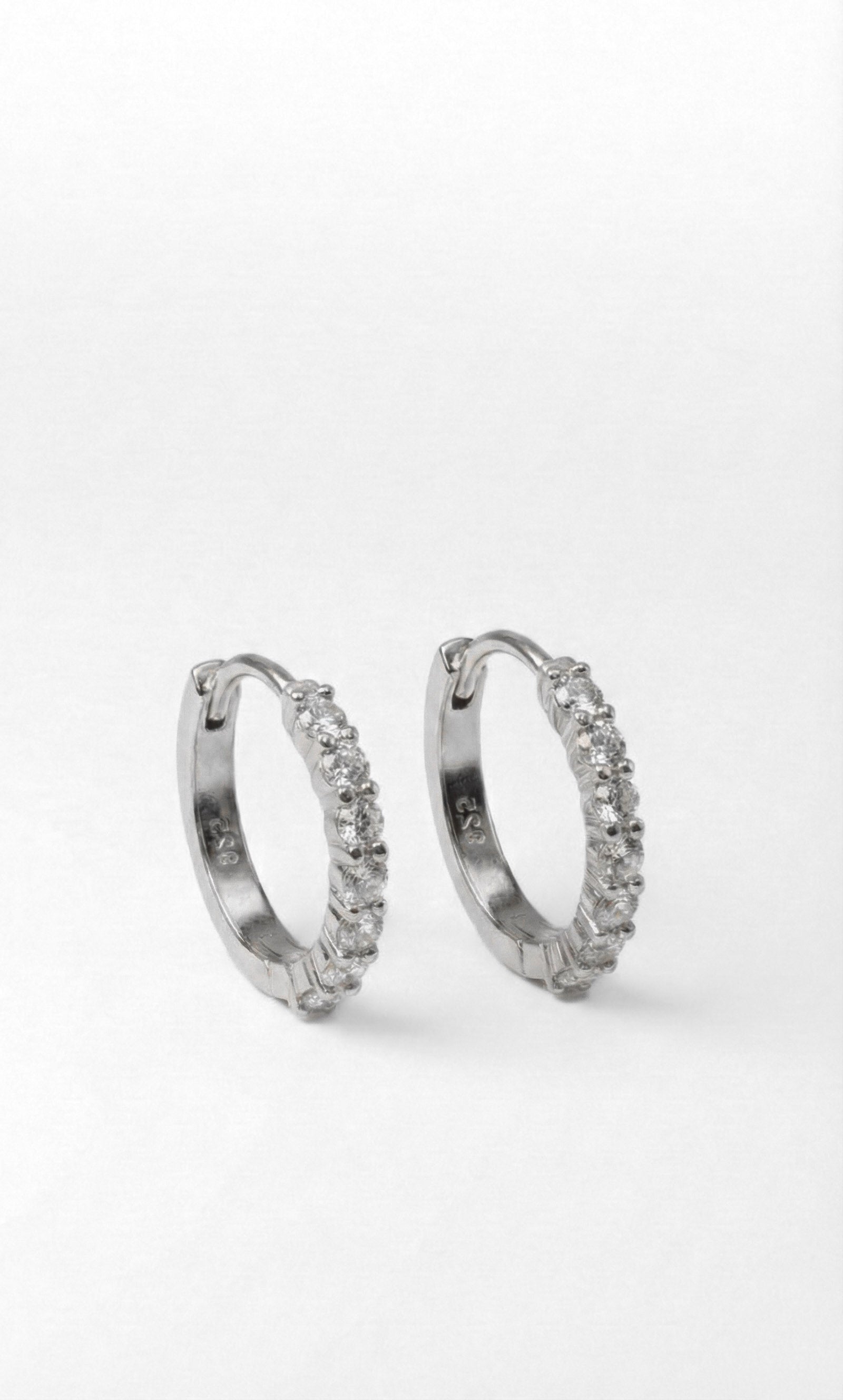 Moissaniet oorbellen | hoops | zilver